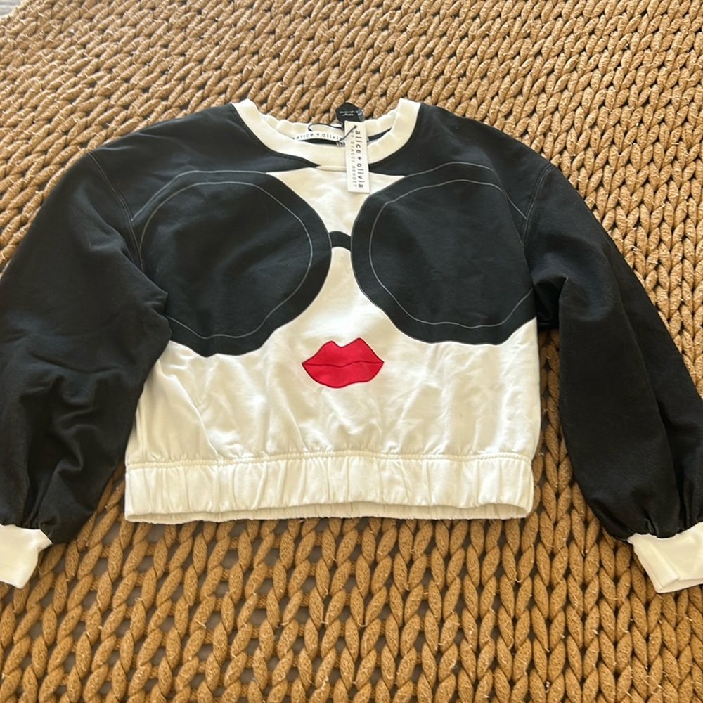 Alice + Olivia Sweater, Size small